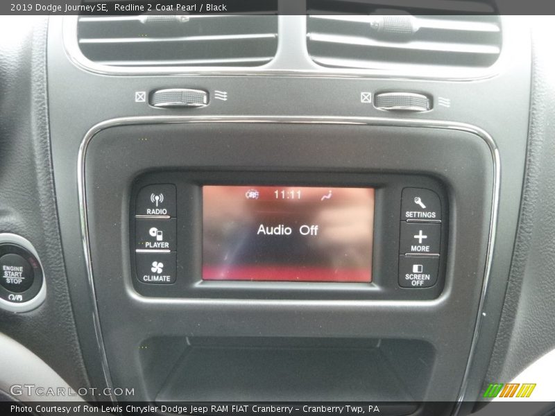 Redline 2 Coat Pearl / Black 2019 Dodge Journey SE
