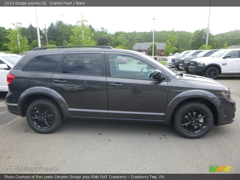 Granite Pearl / Black 2019 Dodge Journey SE