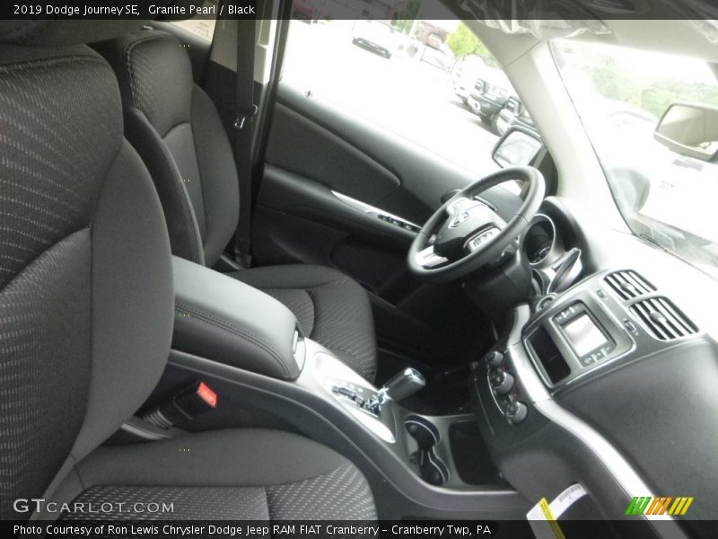 Granite Pearl / Black 2019 Dodge Journey SE