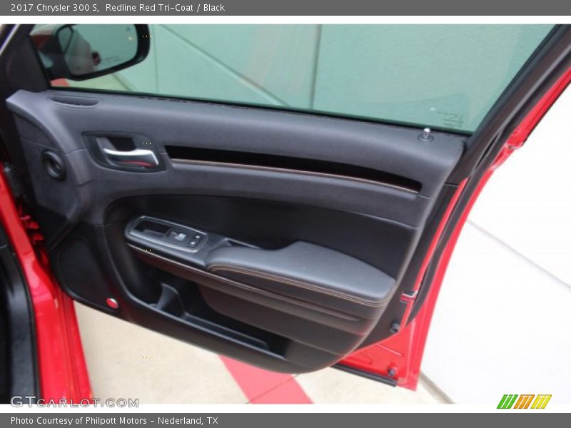 Redline Red Tri-Coat / Black 2017 Chrysler 300 S