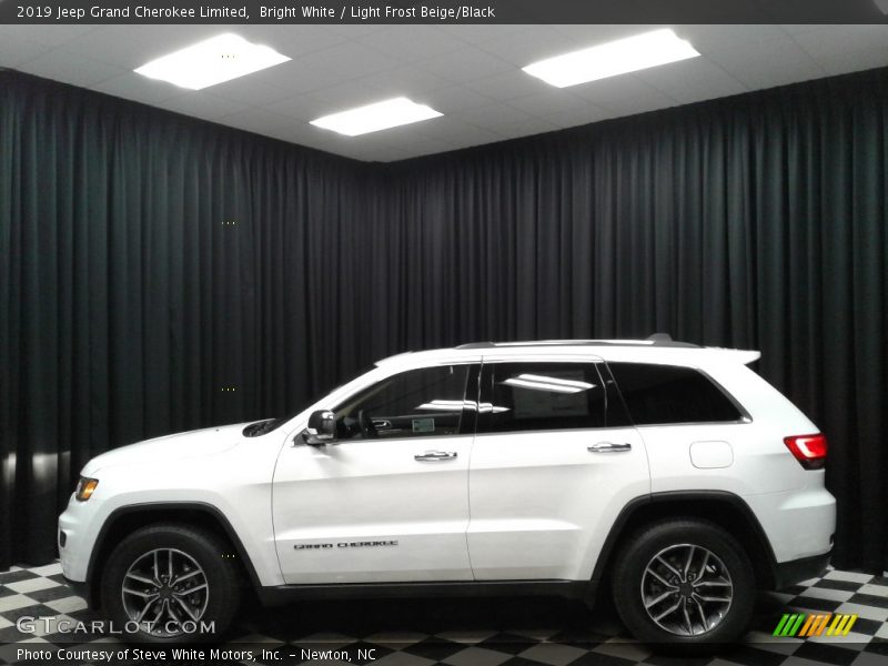 Bright White / Light Frost Beige/Black 2019 Jeep Grand Cherokee Limited