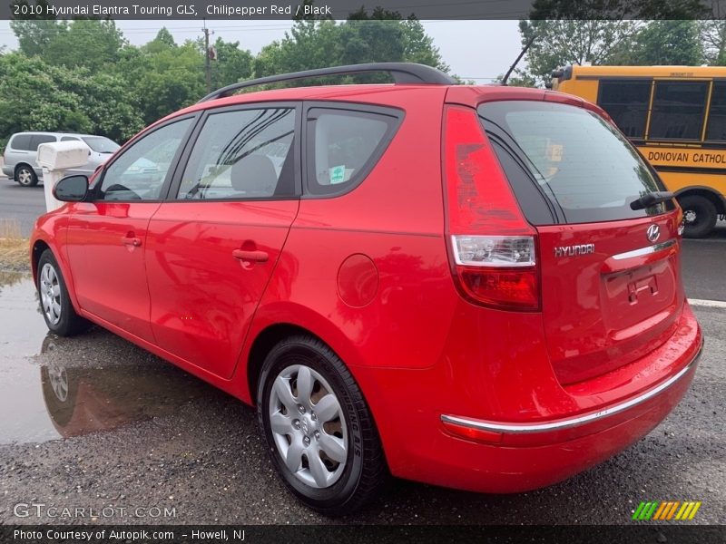 Chilipepper Red / Black 2010 Hyundai Elantra Touring GLS