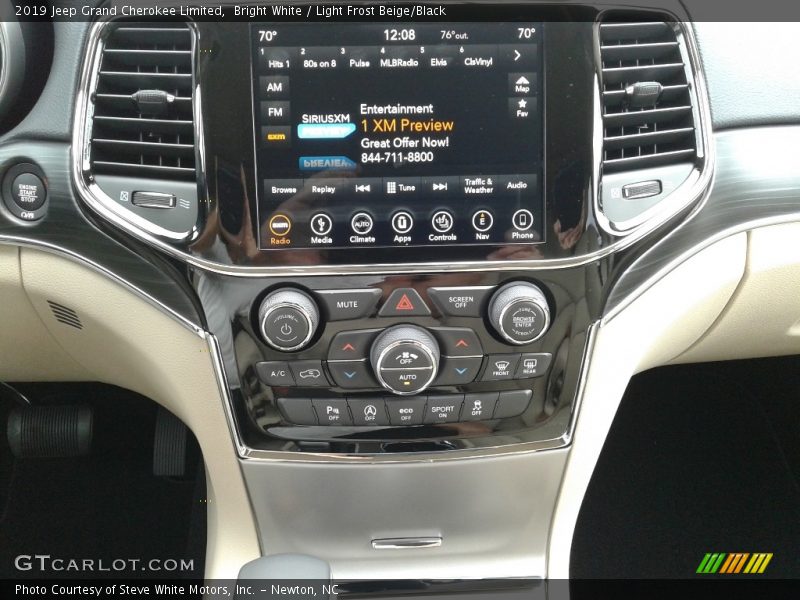 Bright White / Light Frost Beige/Black 2019 Jeep Grand Cherokee Limited