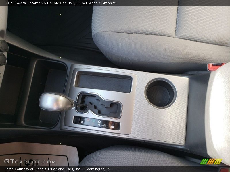 Super White / Graphite 2015 Toyota Tacoma V6 Double Cab 4x4