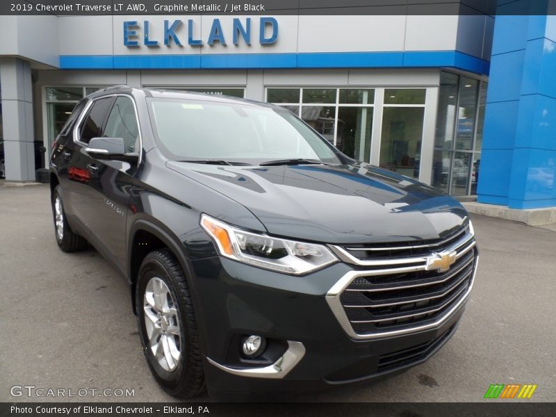 Graphite Metallic / Jet Black 2019 Chevrolet Traverse LT AWD