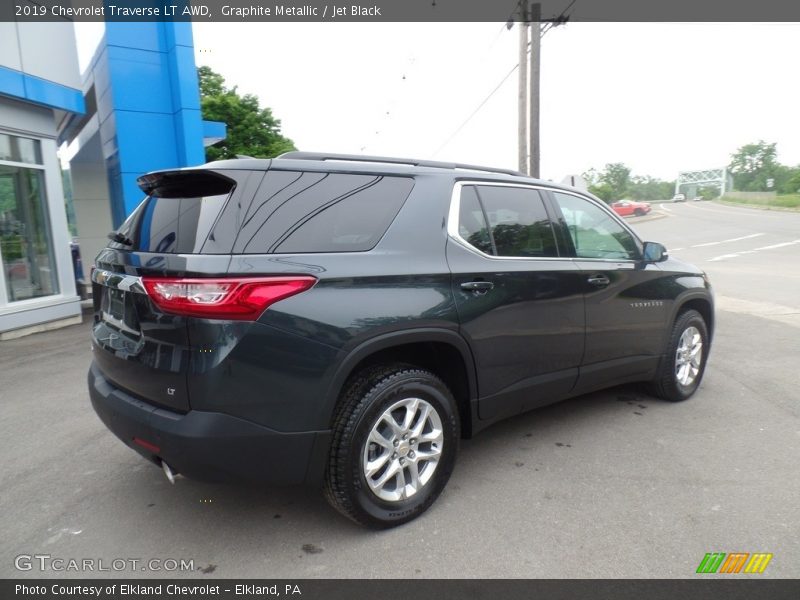 Graphite Metallic / Jet Black 2019 Chevrolet Traverse LT AWD