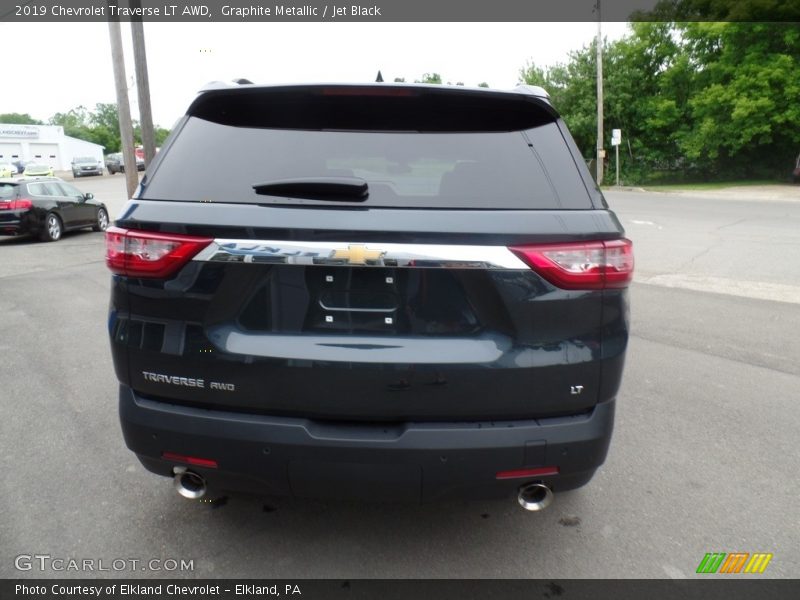 Graphite Metallic / Jet Black 2019 Chevrolet Traverse LT AWD