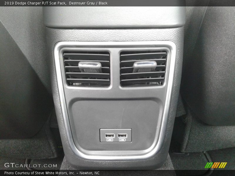 Destroyer Gray / Black 2019 Dodge Charger R/T Scat Pack