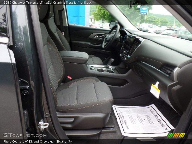Graphite Metallic / Jet Black 2019 Chevrolet Traverse LT AWD