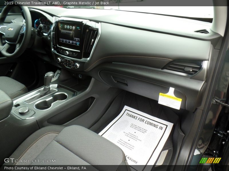 Graphite Metallic / Jet Black 2019 Chevrolet Traverse LT AWD