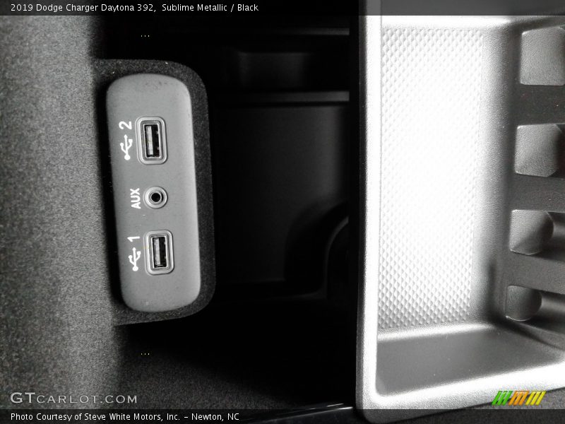 Sublime Metallic / Black 2019 Dodge Charger Daytona 392