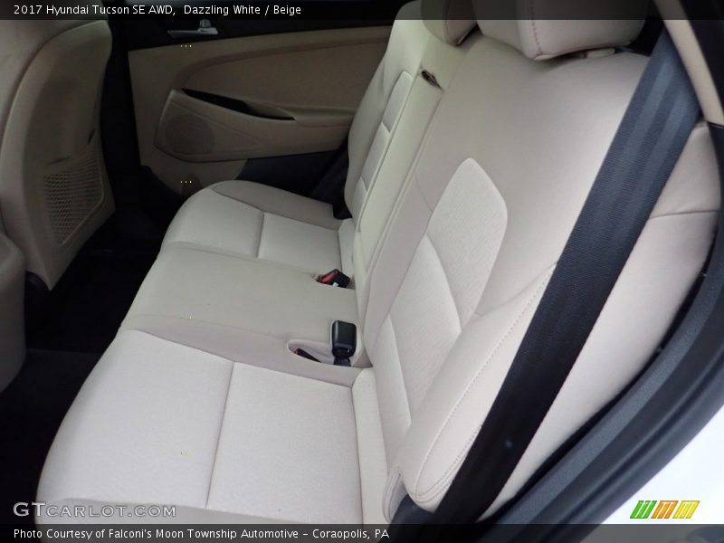 Dazzling White / Beige 2017 Hyundai Tucson SE AWD