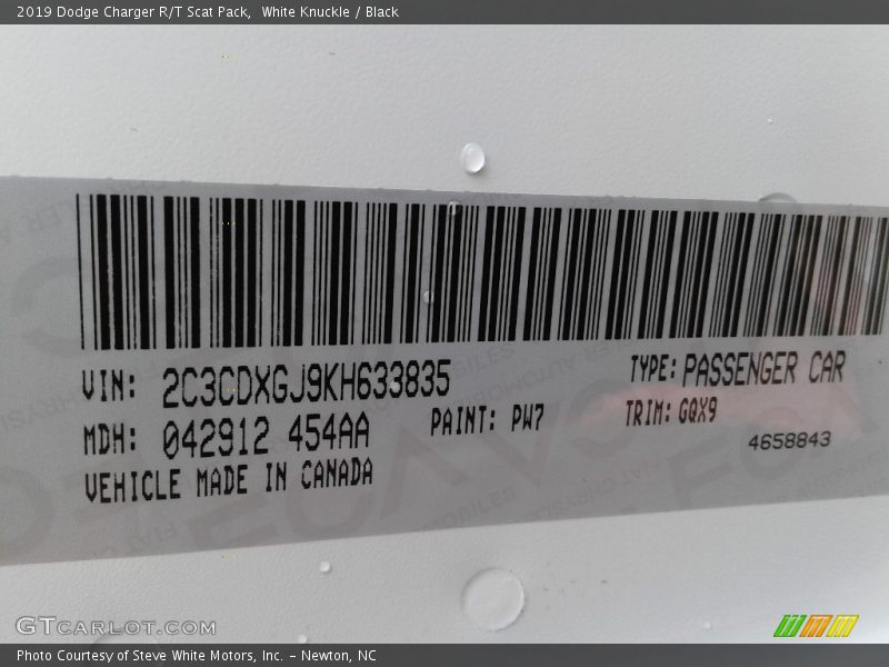 White Knuckle / Black 2019 Dodge Charger R/T Scat Pack