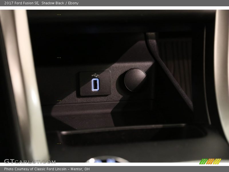 Shadow Black / Ebony 2017 Ford Fusion SE