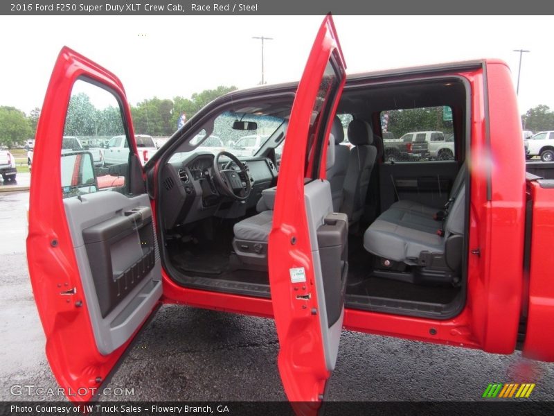 Race Red / Steel 2016 Ford F250 Super Duty XLT Crew Cab