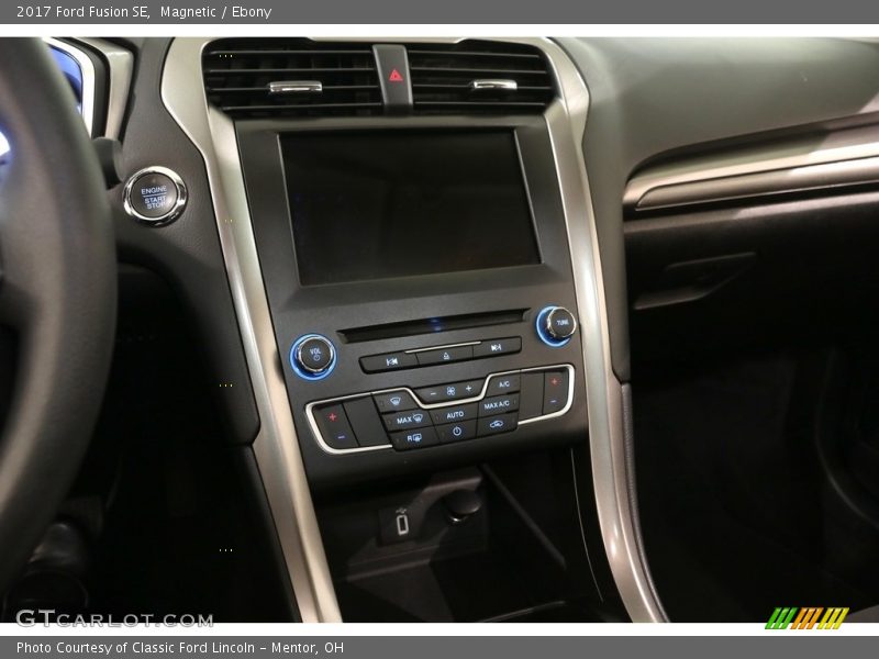 Magnetic / Ebony 2017 Ford Fusion SE