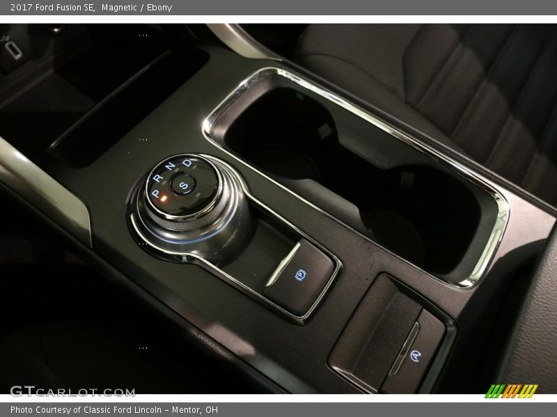 Magnetic / Ebony 2017 Ford Fusion SE