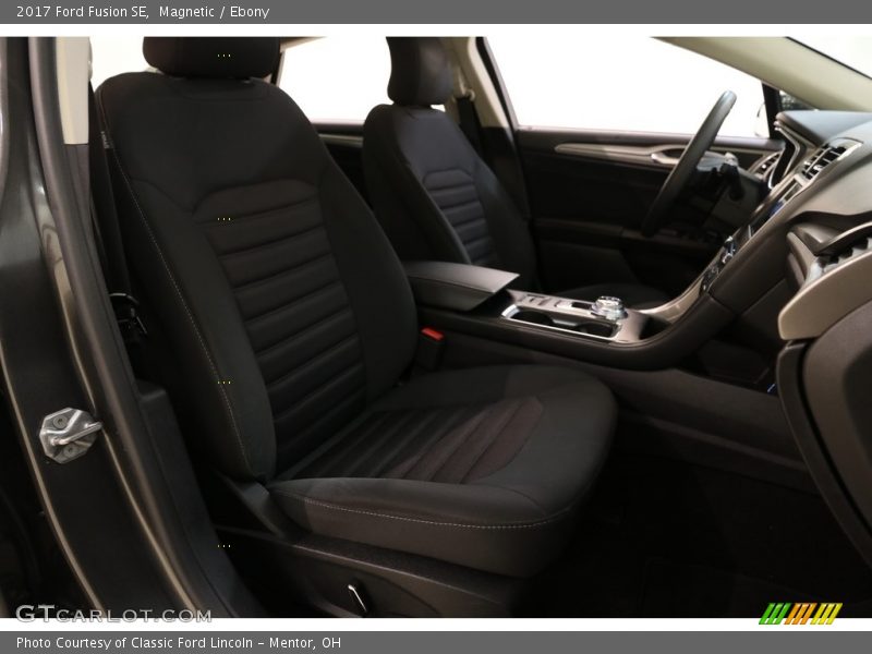Magnetic / Ebony 2017 Ford Fusion SE