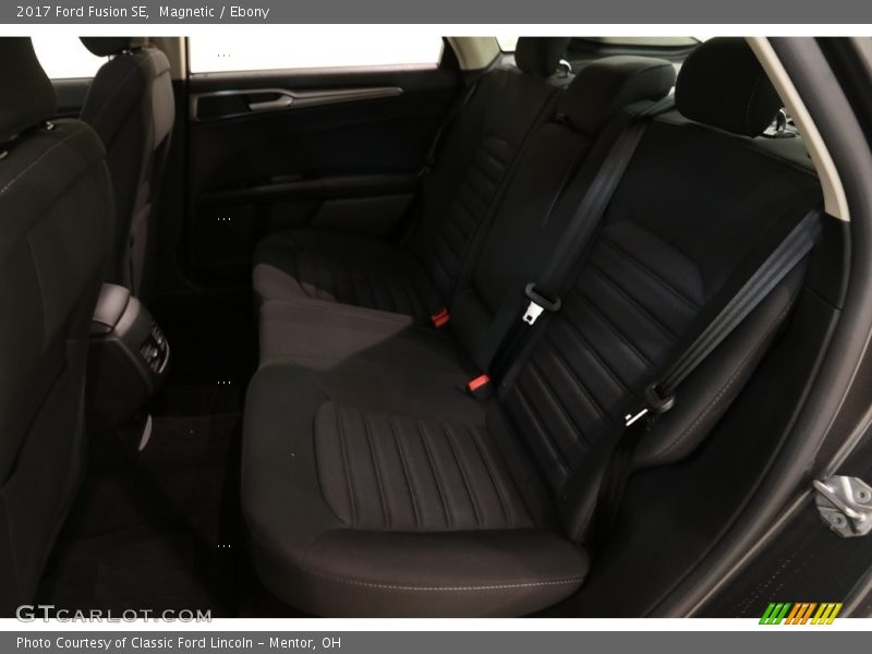 Magnetic / Ebony 2017 Ford Fusion SE