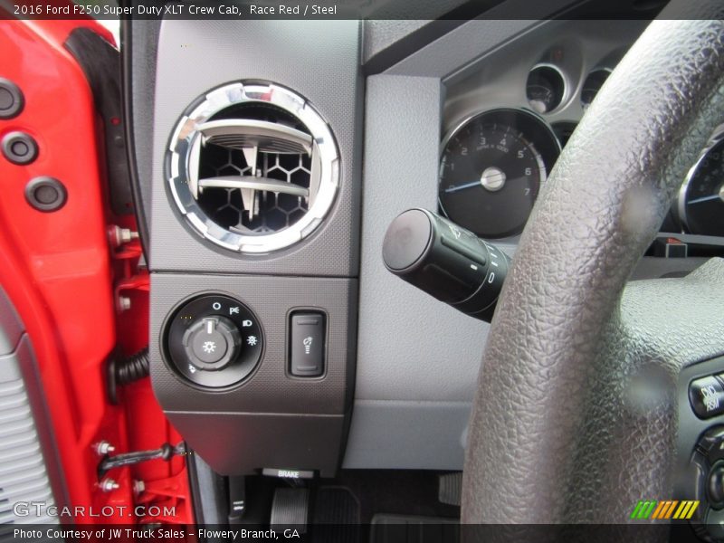 Race Red / Steel 2016 Ford F250 Super Duty XLT Crew Cab