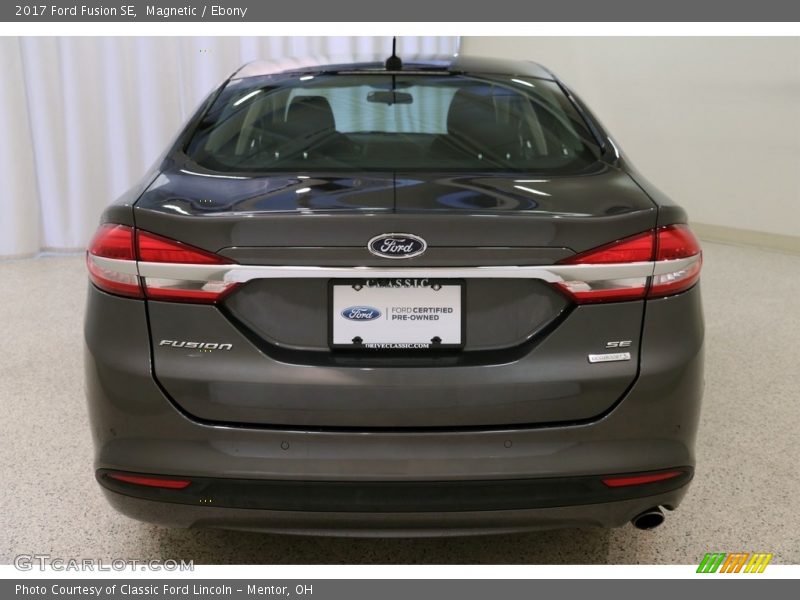 Magnetic / Ebony 2017 Ford Fusion SE
