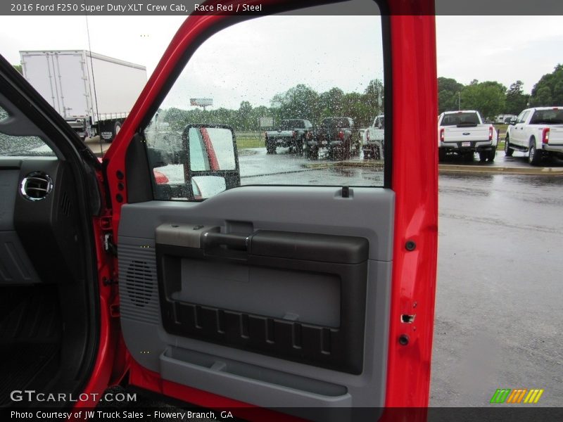 Race Red / Steel 2016 Ford F250 Super Duty XLT Crew Cab