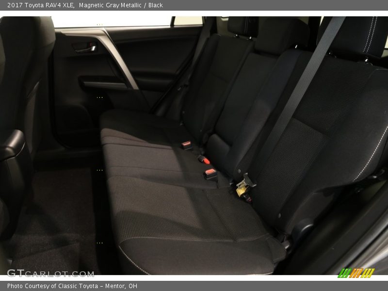Magnetic Gray Metallic / Black 2017 Toyota RAV4 XLE