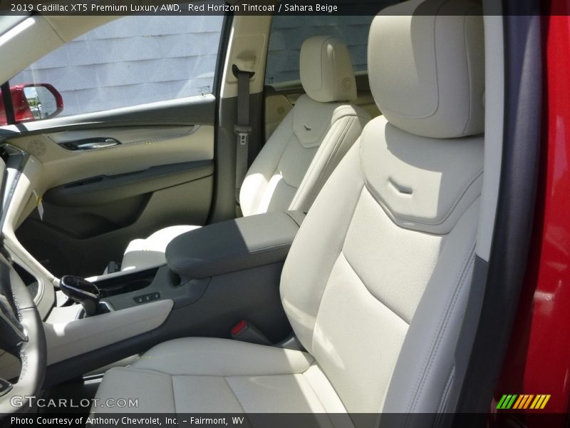 Red Horizon Tintcoat / Sahara Beige 2019 Cadillac XT5 Premium Luxury AWD