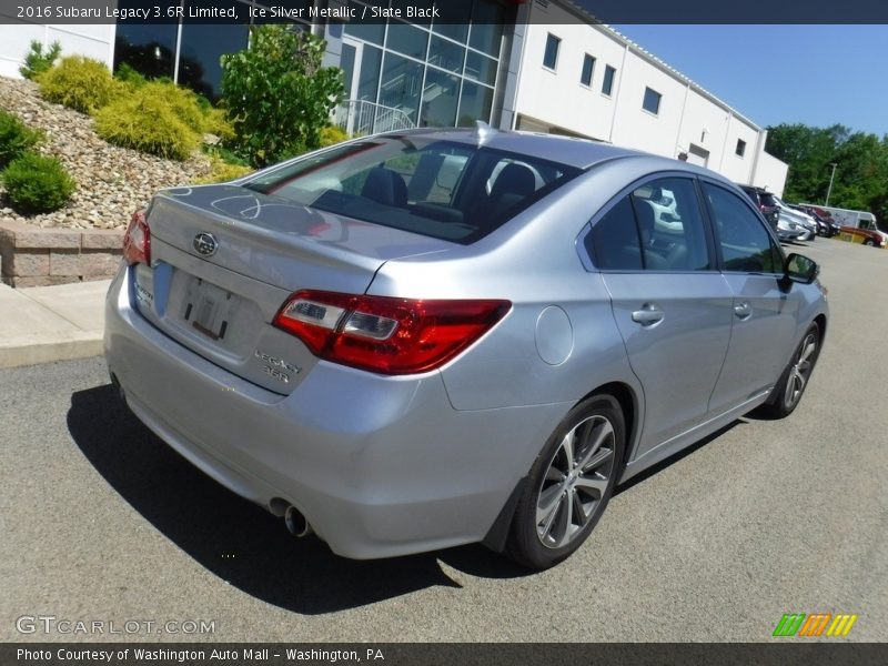 Ice Silver Metallic / Slate Black 2016 Subaru Legacy 3.6R Limited