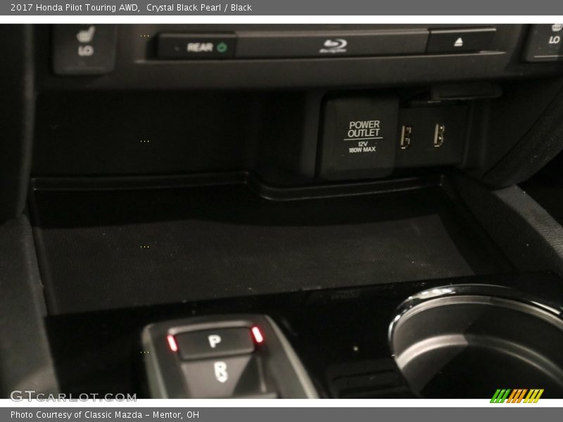 Crystal Black Pearl / Black 2017 Honda Pilot Touring AWD