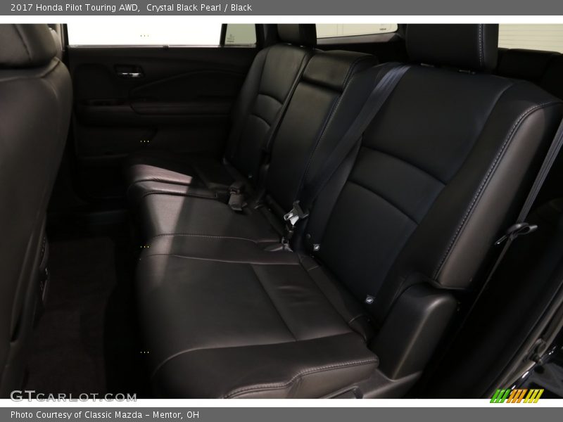 Crystal Black Pearl / Black 2017 Honda Pilot Touring AWD