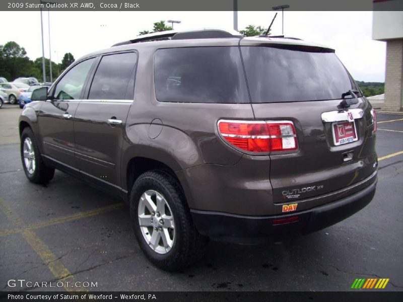 Cocoa / Black 2009 Saturn Outlook XR AWD