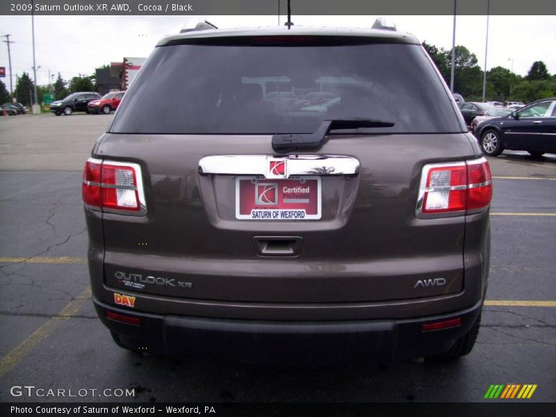 Cocoa / Black 2009 Saturn Outlook XR AWD