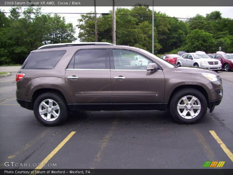 Cocoa / Black 2009 Saturn Outlook XR AWD