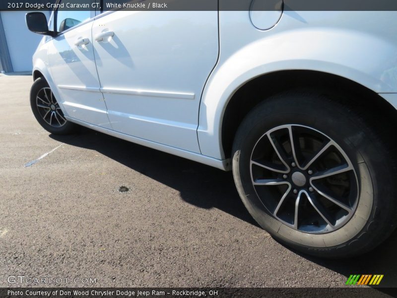 White Knuckle / Black 2017 Dodge Grand Caravan GT