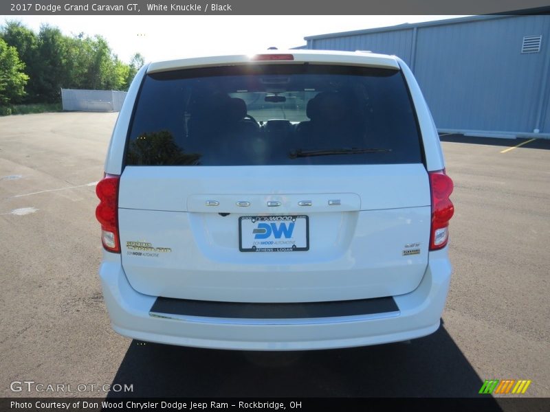 White Knuckle / Black 2017 Dodge Grand Caravan GT