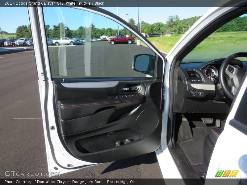 White Knuckle / Black 2017 Dodge Grand Caravan GT