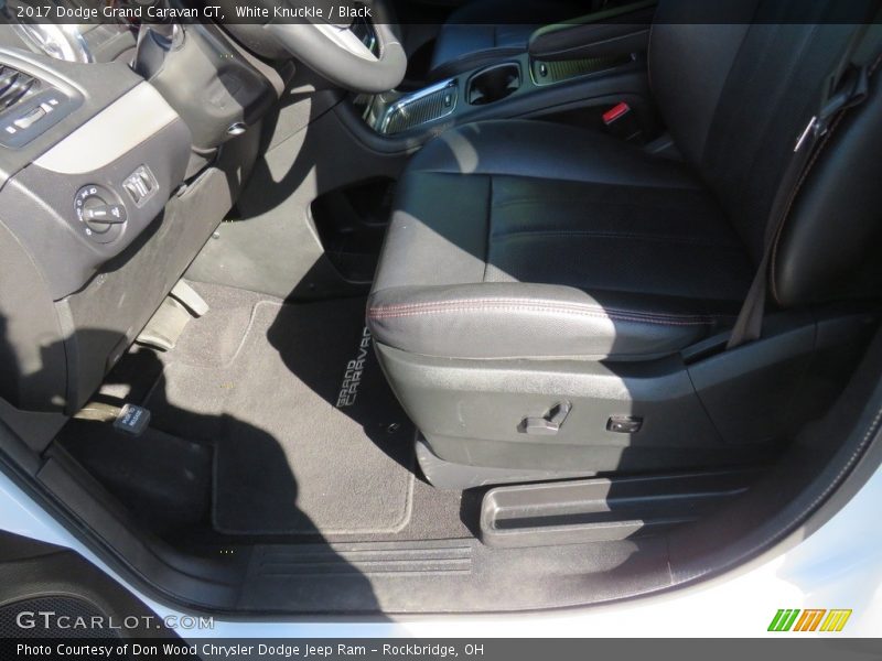 White Knuckle / Black 2017 Dodge Grand Caravan GT