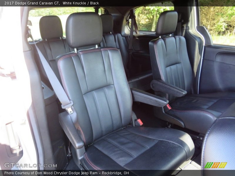 White Knuckle / Black 2017 Dodge Grand Caravan GT