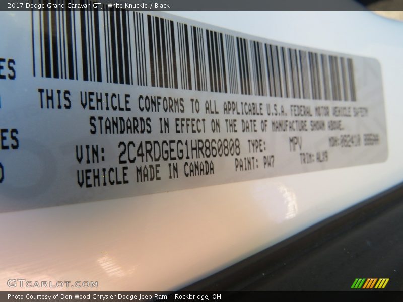 White Knuckle / Black 2017 Dodge Grand Caravan GT