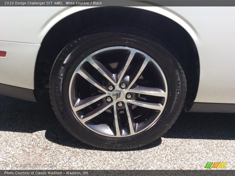 White Knuckle / Black 2019 Dodge Challenger SXT AWD