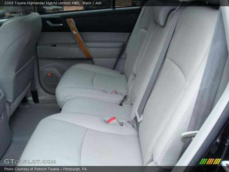 Black / Ash 2009 Toyota Highlander Hybrid Limited 4WD