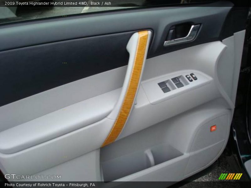 Black / Ash 2009 Toyota Highlander Hybrid Limited 4WD
