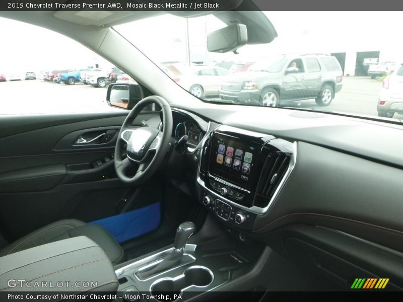 Mosaic Black Metallic / Jet Black 2019 Chevrolet Traverse Premier AWD