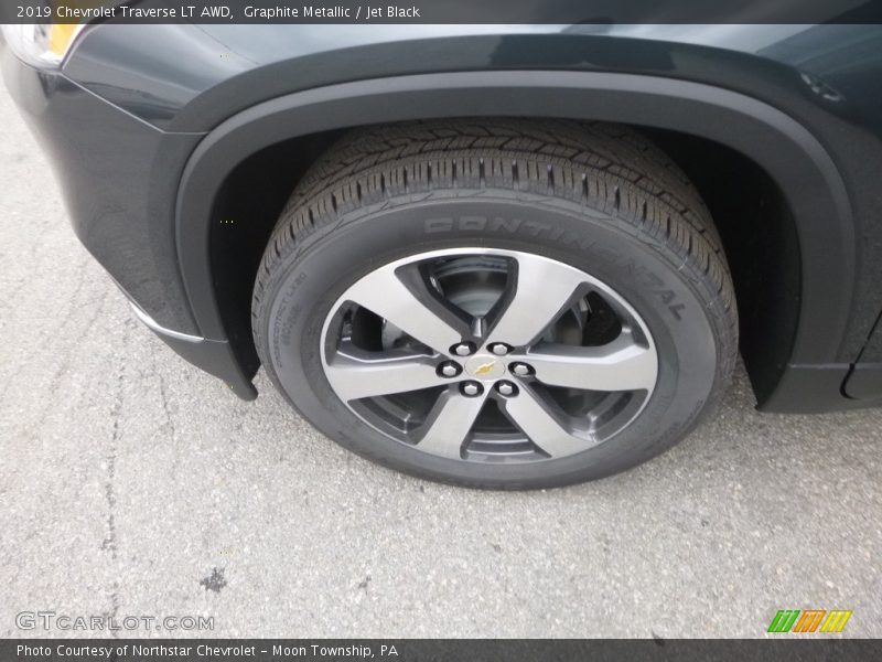 Graphite Metallic / Jet Black 2019 Chevrolet Traverse LT AWD