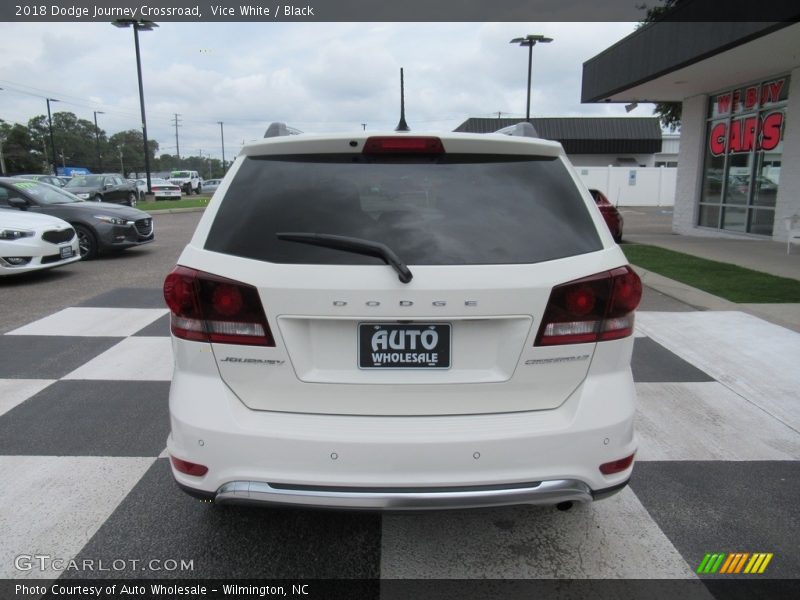 Vice White / Black 2018 Dodge Journey Crossroad