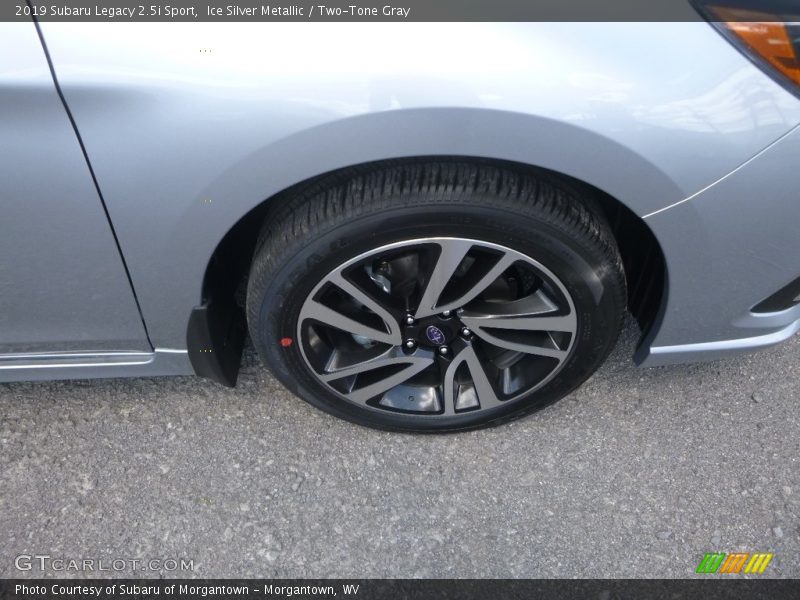 Ice Silver Metallic / Two-Tone Gray 2019 Subaru Legacy 2.5i Sport