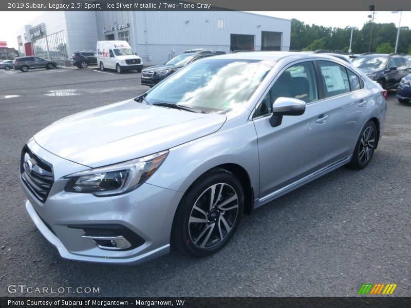 Ice Silver Metallic / Two-Tone Gray 2019 Subaru Legacy 2.5i Sport