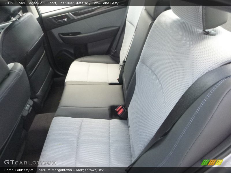 Ice Silver Metallic / Two-Tone Gray 2019 Subaru Legacy 2.5i Sport
