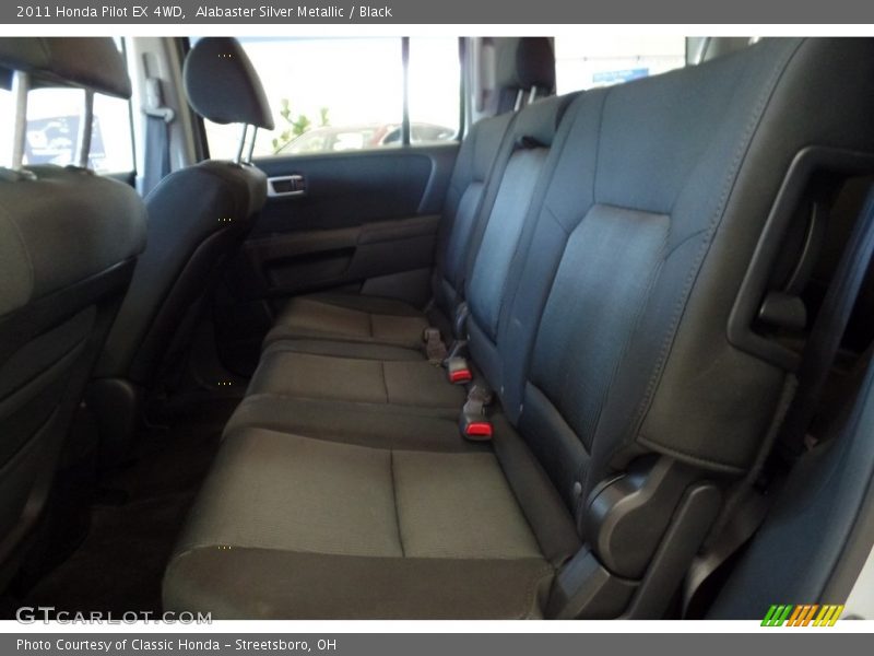 Alabaster Silver Metallic / Black 2011 Honda Pilot EX 4WD